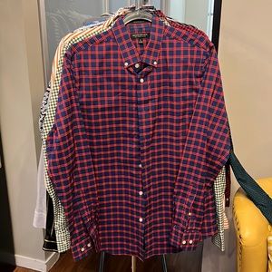 Men’s Small Banana Republic Button Up red and blue